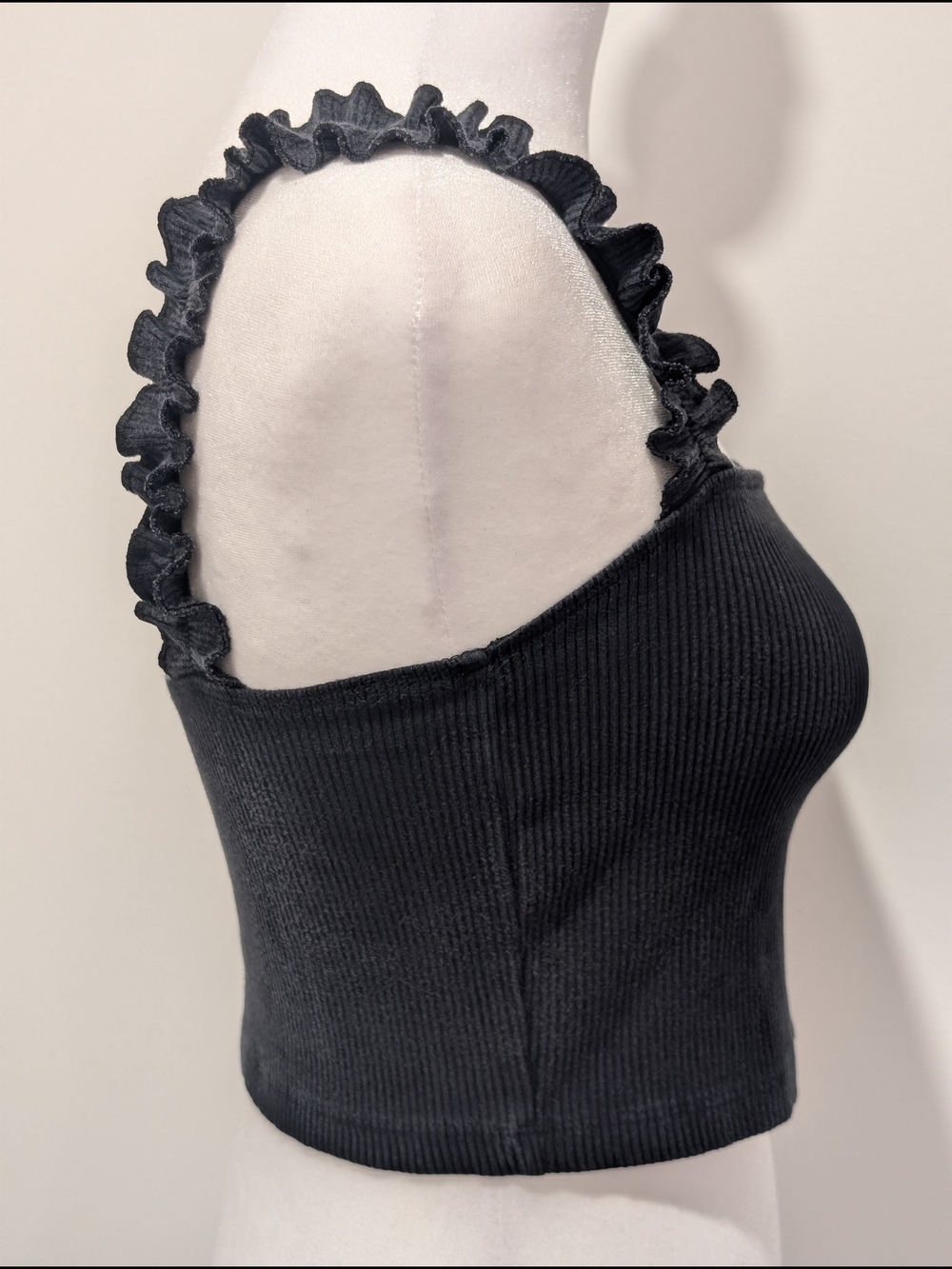 Sunday Best Black Ribbed Crop Top with Ruffled Straps - Picture 8 of 12